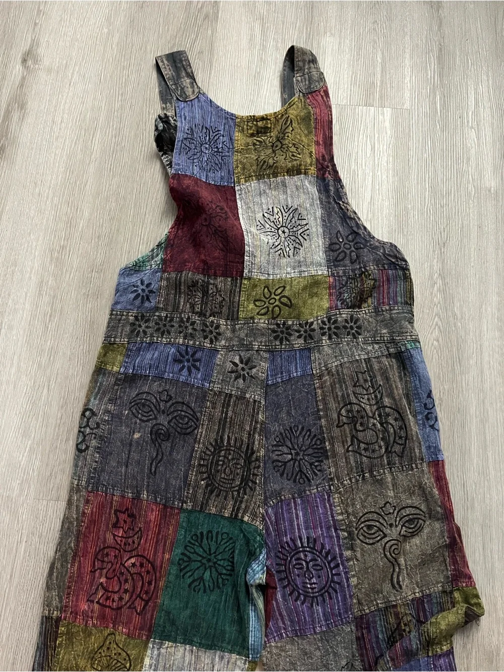 244–NWT Boho Patchwork Multi-Color Cotton Blend Overalls - Picture 6 of 6